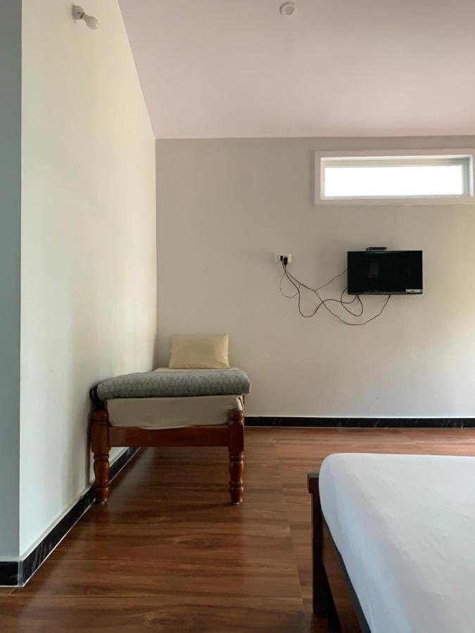 Thumbe Goodu Resort Yadiyur Extérieur photo